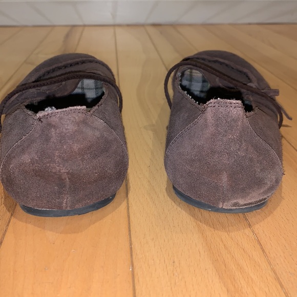 Bewild Brown Suede ballet flats - size 4 Youth/ size 6.5 Women’s - Picture 4 of 15